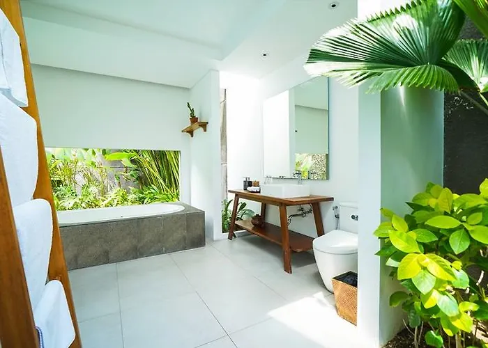 Hotel Abia Legian 5*