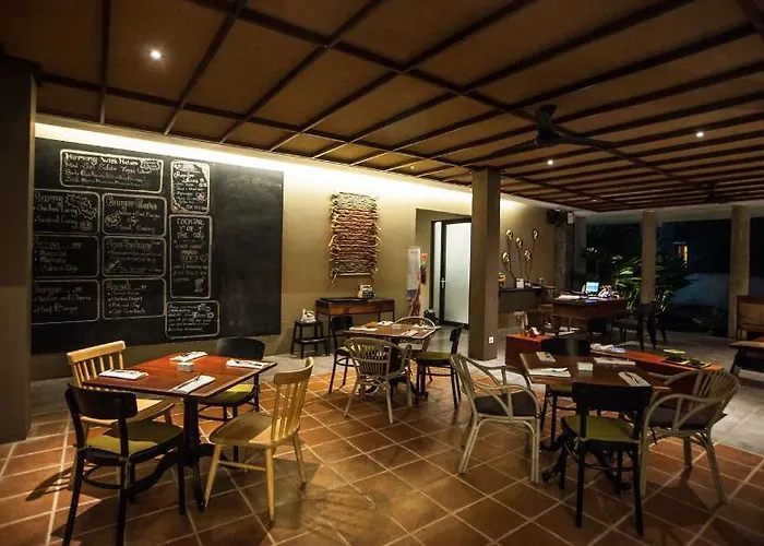 Abia Legian Hotel 5*