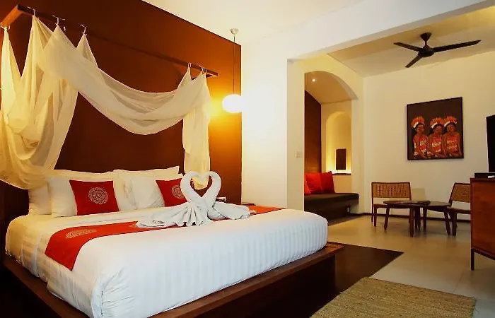 Abia Legian 5*