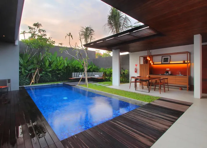 Abia Legian Hotel 5*
